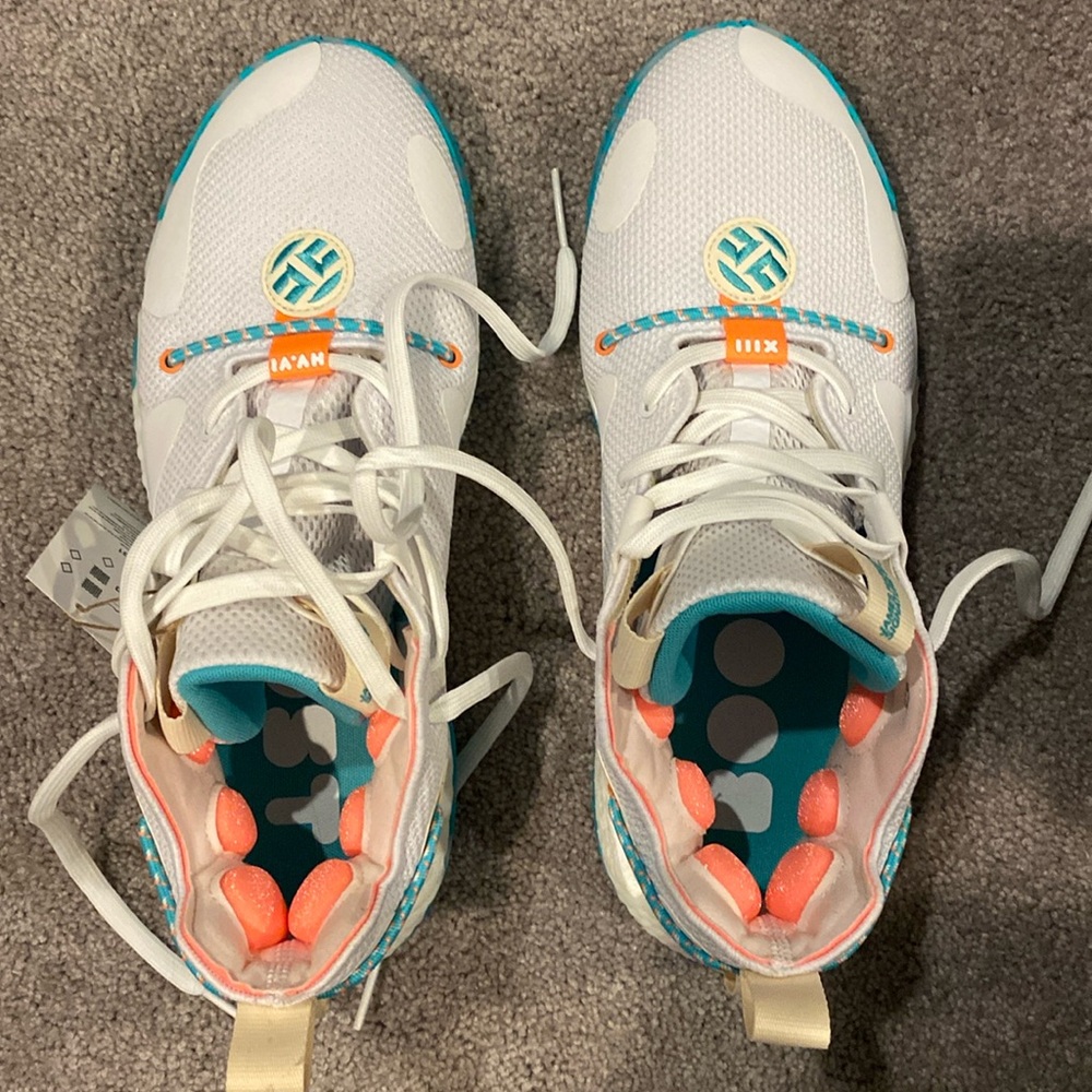 Harden vol 6 The Bahamas